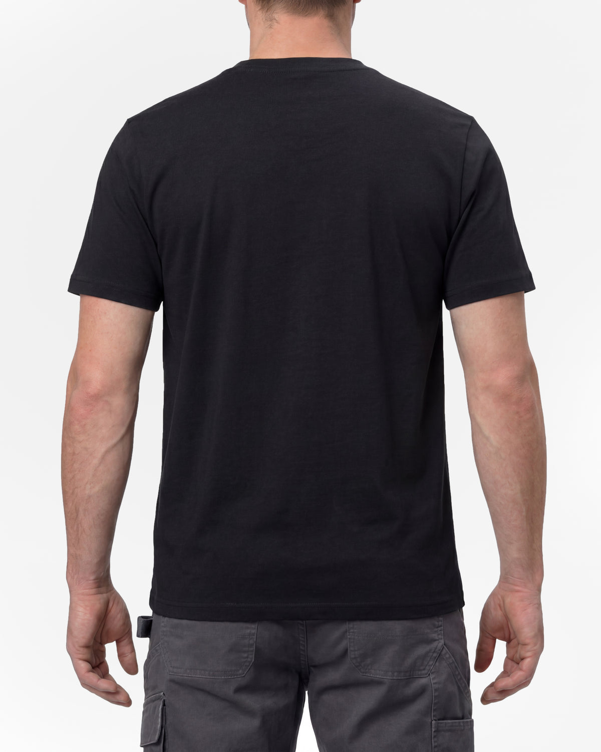 A model wears the STRAUSS Artwork T-Shirt e.s.e:pic in black with work pants and work boots, showing the shirt fit