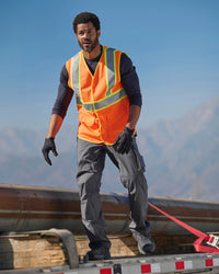 Ripstop Cargo Work Pants e.s.e:pic in carbon gray in use, showing fit and movement