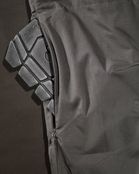 Close-up of cargo pocket details on Ripstop Cargo Work Pants e.s.e:pic in carbon gray