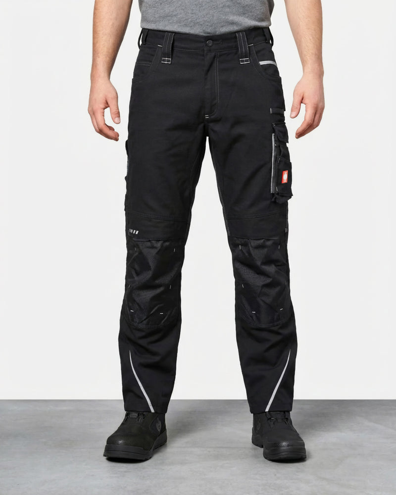Cargo Work Pants e.s.motion 2020 in black/platinum worn by a model, front view