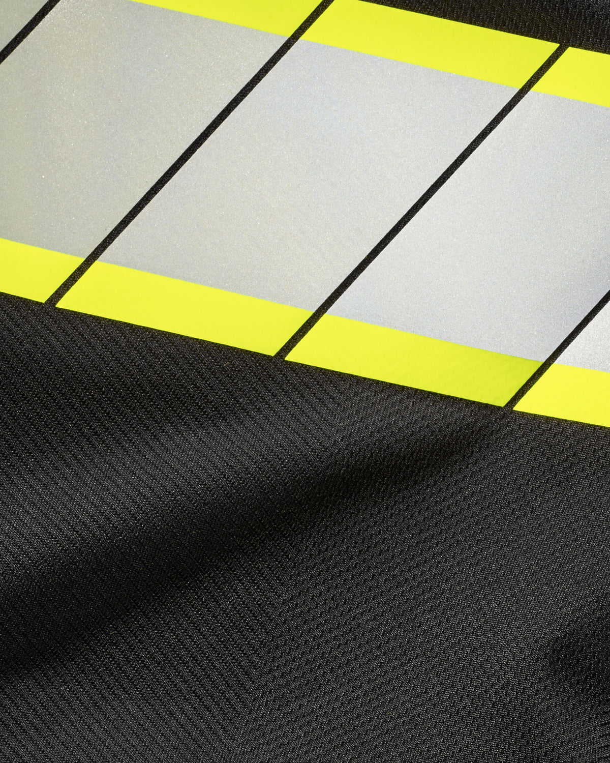 Reflective trim and contrast fabric detail on the STRAUSS Enhanced Visibility T-Shirt in black