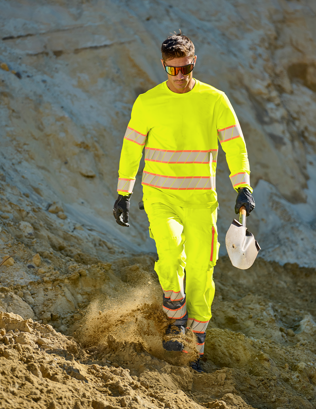 Man wearing High Visibility Work Pants
